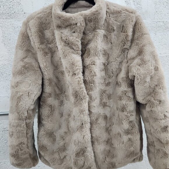 NWT Nicole Miller Reversible Faux Fur Puffer Jacket Tan Size Small - Picture 12 of 16